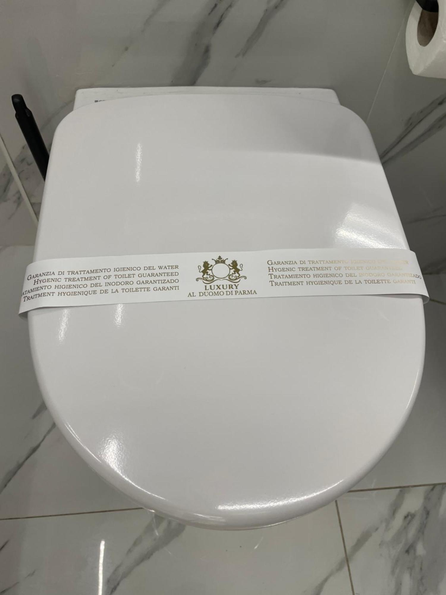 Luxury 5 Al Duomo Di Parmaアパートメント エクステリア 写真