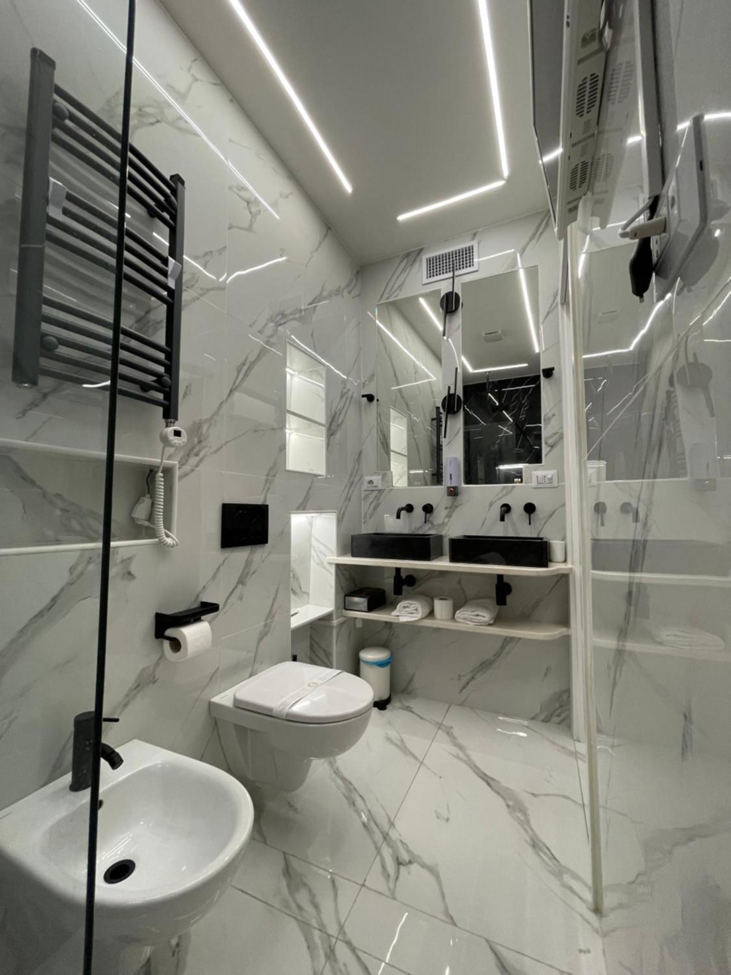Luxury 5 Al Duomo Di Parmaアパートメント エクステリア 写真